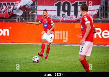 Herning, Dänemark. 22., Juli 2022. Joel Felix (4) aus Silkeborg, WENN er während des Superliga-Spiels 3F zwischen dem FC Midtjylland und Silkeborg IN der MCH Arena in Herning gesehen wurde. (Foto: Gonzales Photo - Morten Kjaer). Stockfoto