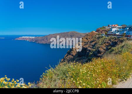 Panoramablick auf die Insel Santorini in Fira in Griechenland. Stockfoto