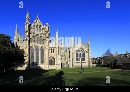 Blick auf die Kathedrale von Ely; Ely City; Cambridgeshire; England; Großbritannien Stockfoto