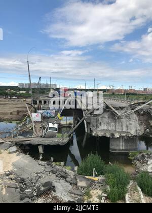 Ukraine 17. Juli 2022 Kiew Region Irpenbrücke, ein Ort der Erinnerung an den russischen Terrorismus Stockfoto