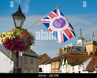 Abingdon behauptet, die älteste Stadt in England zu sein. Hier befinden wir uns auf der mittelalterlichen Brücke über die Themse und blicken nach Norden in Richtung Abingdon Museum und dem To Stockfoto