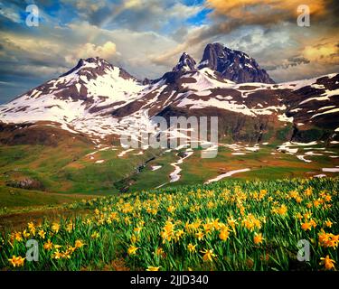FR - PYRENÄEN: Pic du Midi d'Ossau Stockfoto