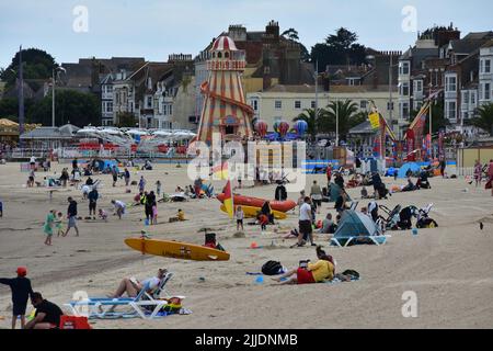 Crowded Beach Front, Weymouth Stockfoto