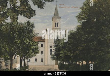 Die Kirche unserer Lieben Frau-Zarda auf dem Stephansplatz. Die Pfarrkirche unserer Lieben Frau auf dem Stephansplatz. Seit Januar 1966 sammelt die Ortsgeschichtliche Sammlung der Bibliothek Csorba Gyz Könyvtár Fotos und Postkarten aus dem Kreis Baranya. Nach den am 1.. Februar 2016 aktualisierten Daten besteht die Sammlung aus 11.565 Exemplaren. Als Ergebnis des 2012 gestarteten Digitalisierungsprojekts umfasst die Sammlung rund 59.000 schwarz-weiß- und farbige Datensätze unterschiedlicher Größen und Typen, die über den elektronischen Katalog recherchierbar sind. Der berühmte Postkartensammler Tibor Endre Stockfoto
