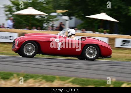 Sally Mason-Styrron, Ferrari 166 MM Barchetta, Eine Auswahl aus der illustren Vergangenheit von Ferrari, eine Mischung aus Sportwagen, GT Racers und Formel 1, 75 Yea Stockfoto