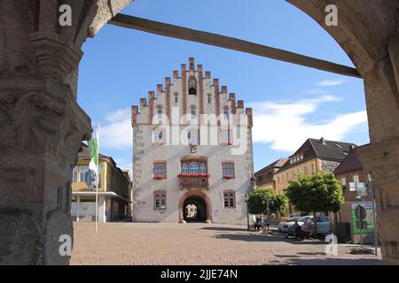 Neugotisches Rathaus in Hammelburg, Bayern, Deutschland Stockfoto