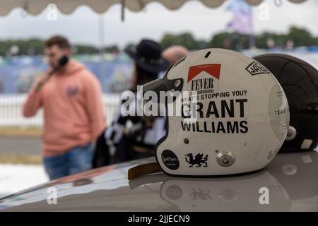 Grant Williams mit AJ Pritchard und Curtis Pritchard Stockfoto