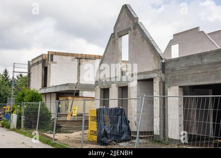 Baustelle im Wohnviertel Siekierki im Stadtteil Mokotow der polnischen Stadt Warschau Stockfoto