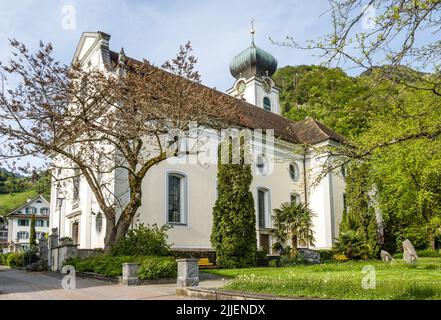 Römisch-katholische Kirche von Gersau am Vierwaldstättersee, Schweiz, Luzern-Land, Vierwalstaetter See Stockfoto