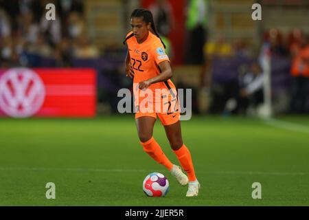 Rotherham, England, 23.. Juli 2022. Esmee Brugts aus den Niederlanden während des Spiels der UEFA Women's European Championship 2022 im New York Stadium, Rotherham. Bildnachweis sollte lauten: Jonathan Moscrop / Sportimage Stockfoto