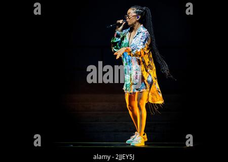 Anfiteatro del Vittoriale Italien 25. Juli 2022 H.E.R. live im Gardone Riviera Brescia © Andrea Ripamonti / Alamy Stockfoto