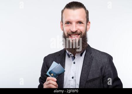 Sicherer Einkauf Kreditkarte Kasse Mann hält Stockfoto