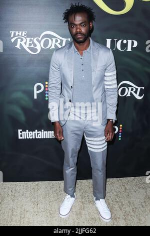 Hollywood, Usa. 25.. Juli 2022. HOLLYWOOD, LOS ANGELES, KALIFORNIEN, USA - 25. JULI: Der amerikanische Schauspieler William Jackson Harper kommt bei der Premiere von Los Angeles für die Originalserie „The Resort“ von Pfacock, UCP und Entertainment Weekly, die am 25. Juli 2022 im Hollywood Roosevelt Hotel in Hollywood, Los Angeles, Kalifornien, USA, stattfand. (Foto von Xavier Collin/Image Press Agency) Quelle: Image Press Agency/Alamy Live News Stockfoto
