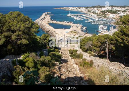 Luftaufnahme der Stadt Santa Maria di Leuca in Salento, Apulien, Italien Stockfoto