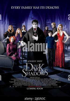 PFEIFFER, CARTER, MORETZ, HEATHCOTE, DEPP, HALEY, MCGRATH, MILLER, POSTER, DUNKLE SCHATTEN, 2012 Stockfoto