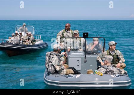 VING RHAMES, CHRISTIAN SLATER, Glücksritter, 2012 Stockfoto