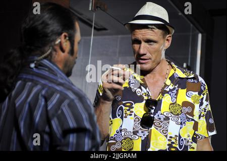 DOLPH LUNDGREN, EINER IN DER KAMMER, 2012 Stockfoto