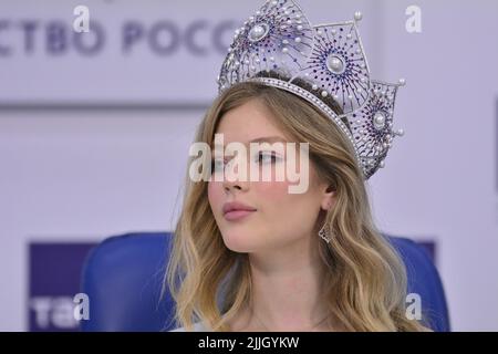 Pressekonferenz des Gewinners des Miss Russia 2022 Wettbewerbs TASS