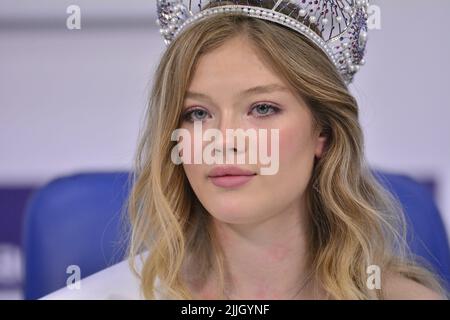 Pressekonferenz des Gewinners des Miss Russia 2022 Wettbewerbs TASS