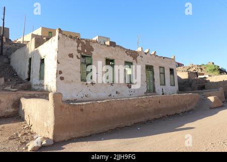 Schöne nubische Häuser in Heissa Island, Assuan, Ägypten Stockfoto