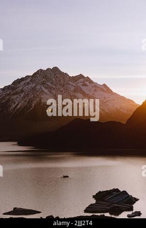 Tasman Lake Sunrise - Mount Cook National Park - Neuseeland Stockfoto