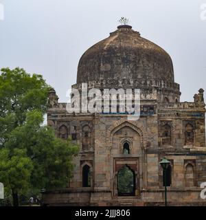 Mughal Architecture Inside Lodhi Gardens, Delhi, Indien, Beautiful Architecture Inside die drei-Kuppeln-Moschee in Lodhi Garden soll die Fr sein Stockfoto