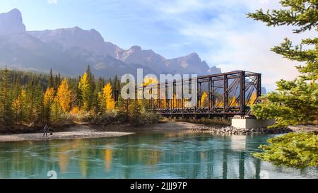 Maschinenbrücke, Canmore, alberta, gesehen in der HBO-Show 'The Last of US! Stockfoto