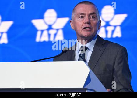 Willie Walsh, IATAs-Generaldirektorin, stellt auf der IATA Annual Meeting 78. (IATA AGM 2022), die am 20. Juni 2022 in Doha, Katar, eröffnet wird, Prognosen der Luftfahrtbranche vor. Quelle: Tadayuki YOSHIKAWA/Aviation Wire/AFLO/Alamy Live News Stockfoto