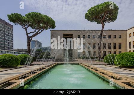 Rom, EUR-Viertel, Palazzo degli Uffici, G.Minnucci // Rom, EUR (Esposizione Universale di Roma), Palazzo degli Uffici, G.Minnucci Stockfoto