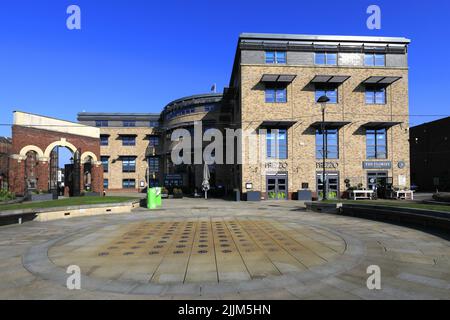 Sommeransicht von Marshalls Yard und West Lindsey District Council, Gainsborough Town, Lincolnshire County, England, Großbritannien Stockfoto