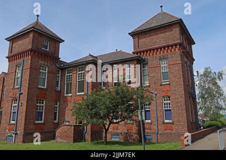 Originalteil des Warrington NHS Hospital, Lovely Lane, Warrington, Cheshire, England, Großbritannien, WA5 1QG - Warrington and Halton Hospitals NHS Trust Stockfoto