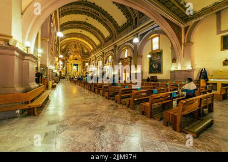 Die Innenräume der Basilika des Nationalheiligtums der Unbefleckten Empfängnis Stockfoto