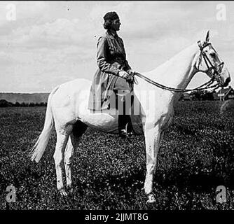 Ingrid von Essen, verheiratet mit Peter von Essen, zu Pferd im Jahr 1930s. Stockfoto