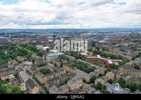 Luftdrohne blick auf das West End von Glasgow Stockfoto