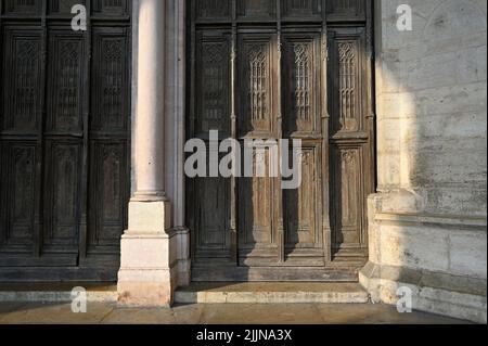 Die Stiftskirche Notre-Dame (Basilique Notre Dame), Beaune FR Stockfoto