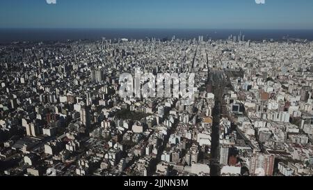 Allgemeine Luftaufnahme mit einer Drohne der Stadt Buenos Aires Stockfoto