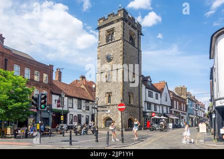 15. Jahrhundert St. Albans Clocktower, Marktplatz, St. Albans, Hertfordshire, England, Vereinigtes Königreich Stockfoto