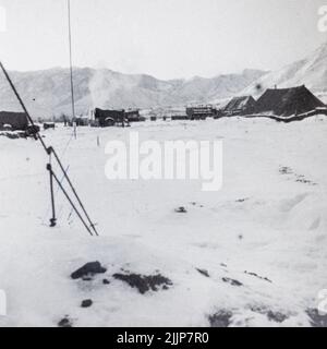 Us-Truppen Während Des Koreakrieges. Auf der Rückseite vermerkt: 'A Battery Area' vom: Feb. 1952. Aus der Sammlung von Henry G. Shebley. Stockfoto