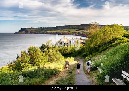 Die Robin Hood's Bay während der Sommerzeit in England, Großbritannien Stockfoto