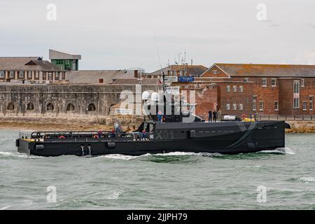 Das neue Versuchsschiff XV Patrick Blackett, das am 27.. Juli 2022 in Portsmouth, Großbritannien, eintraf. Stockfoto