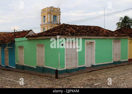 Ein Blick auf einen Teil der 'kolonialen Altstadt und kopfsteingepflasterten Straßen von Trinidad' in Trinidad, Kuba Stockfoto
