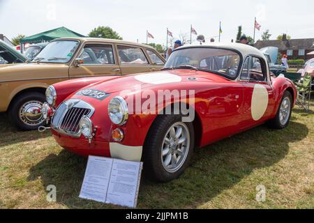 Ein 1958 Coupe PRD 249 auf der Appledore Classic Car Show Kent Stockfoto