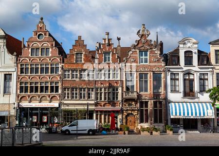 Ein malerischer Blick auf die typischen bunten flämischen Häuser von Gent, Belgien Stockfoto