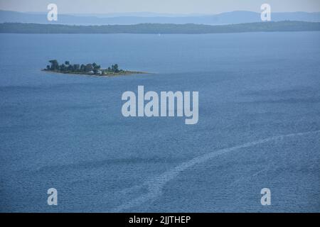 Blick von oben auf den Lake Huron auf der MANITOULIN Island Stockfoto