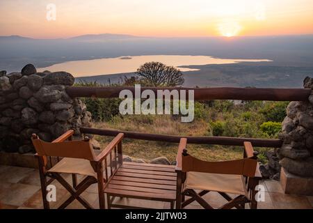 Sonnenuntergang über dem Ngorongoro Krater in tansania Stockfoto