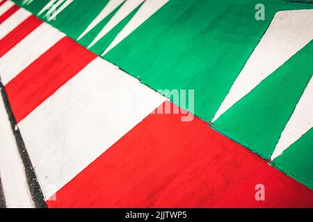 Budapest, 28/07/2022, Budapest, Ungarn, 28/07/2022, Atmosphäre im Schaltkreis – Details zur Bordsteinkante. 28.07.2022. Formel 1 Weltmeisterschaft, Rd 13, Großer Preis Von Ungarn, Budapest, Ungarn, Tag Der Vorbereitung. Der Bildnachweis sollte lauten: XPB/Alamy Live News. Stockfoto