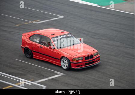 E36 Drift auf dem Rundkurs von Navarra Stockfoto