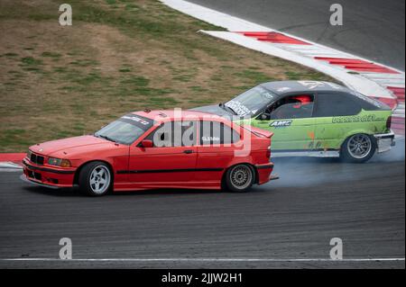 E36 Drift auf dem Rundkurs von Navarra Stockfoto