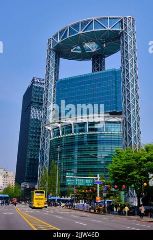 Südkorea, Seoul, Bezirk Jung-gu, Jangchungdan-ro Avenue Stockfoto