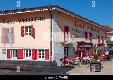 L'Auberge Ancienne, das Bistro-Restaurant des drei-Sterne-Küchenchefs Georges Blanc in Vonnas Stockfoto